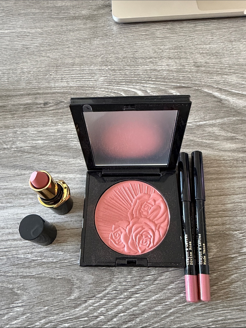 Pat McGrath Lip and Cheek set Nude Venus Divine Rose